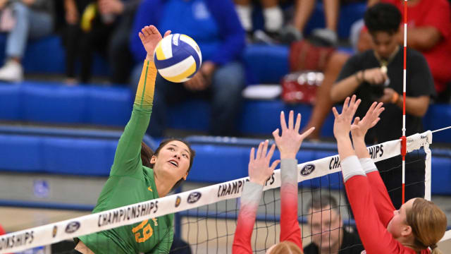Mater Dei 3, Mira Costa 0 2023 girls vball SS D1 championship by Heston Quan 11-04-2023110420232 (1)